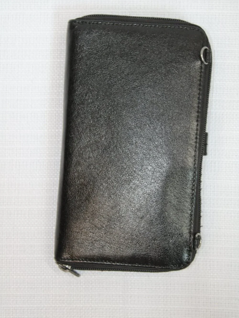 The Sak Black Leather Convertible Clutch Crossbody Wallet